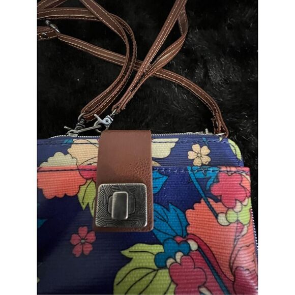 Sakroots By The Sak Artist Circle Royal Flower Power Crossbody Wallet bag - Picture 2 of 5
